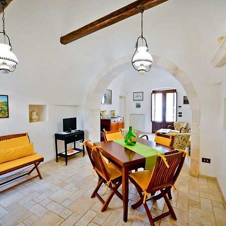 I Trulli Di Alejandro Villa Locorotondo Eksteriør bilde